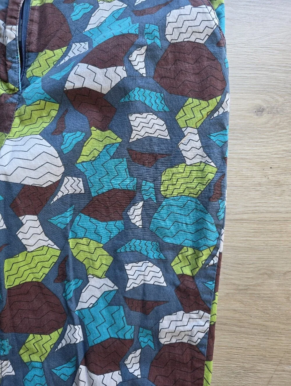 ASOS Multicolor Geometric Print Capris - Picture 3 of 9